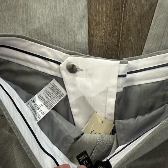Banana Republic Light Gray Trousers - Picture 12 of 16